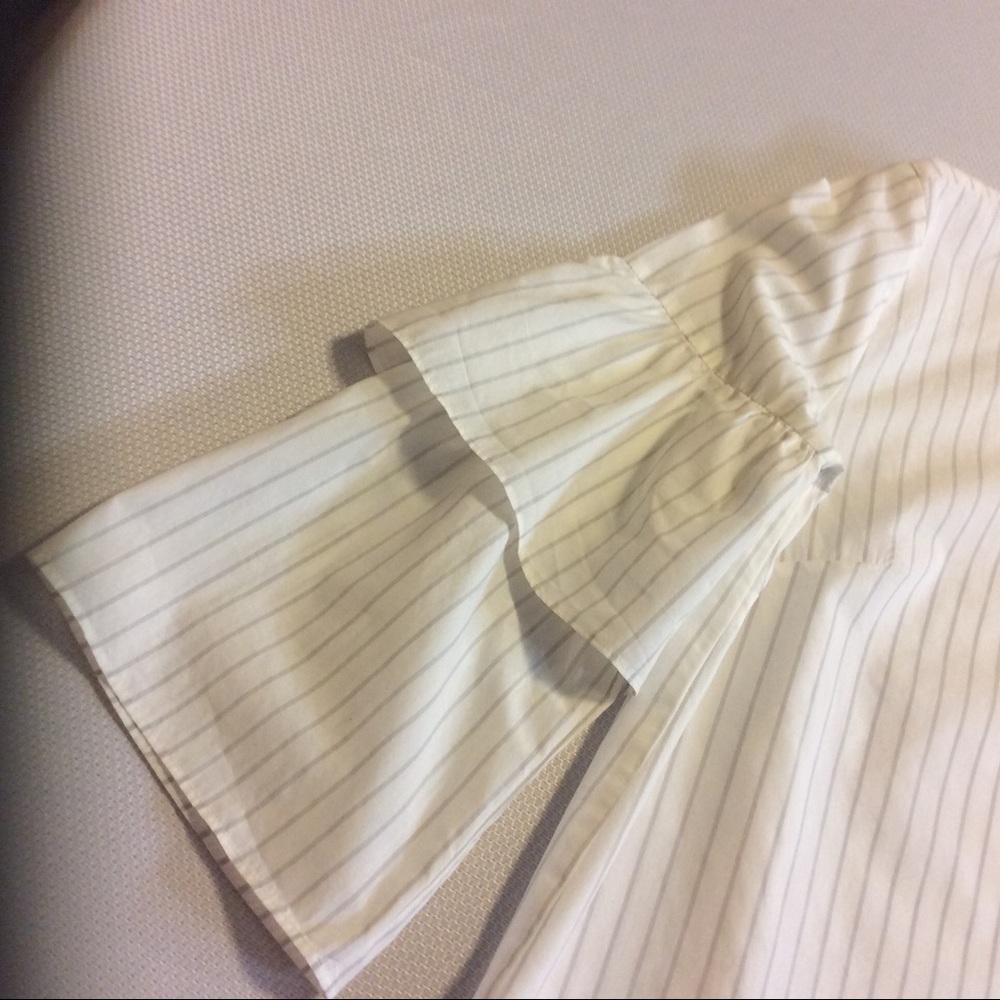 🚫SOLD🚫FREE WITH ANY PURCHASE - MADEWELL WHITE GRAY STRIPE RUFFLE SLEEVE TOP S - Picture 8 of 16